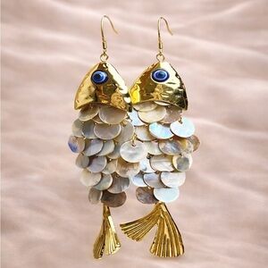 Perla Fish Goddess Gold Earrings